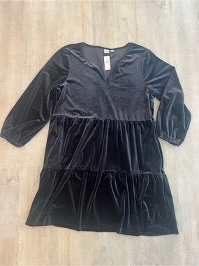 GAP Black Velvet Tiered Long-Sleeve Dress